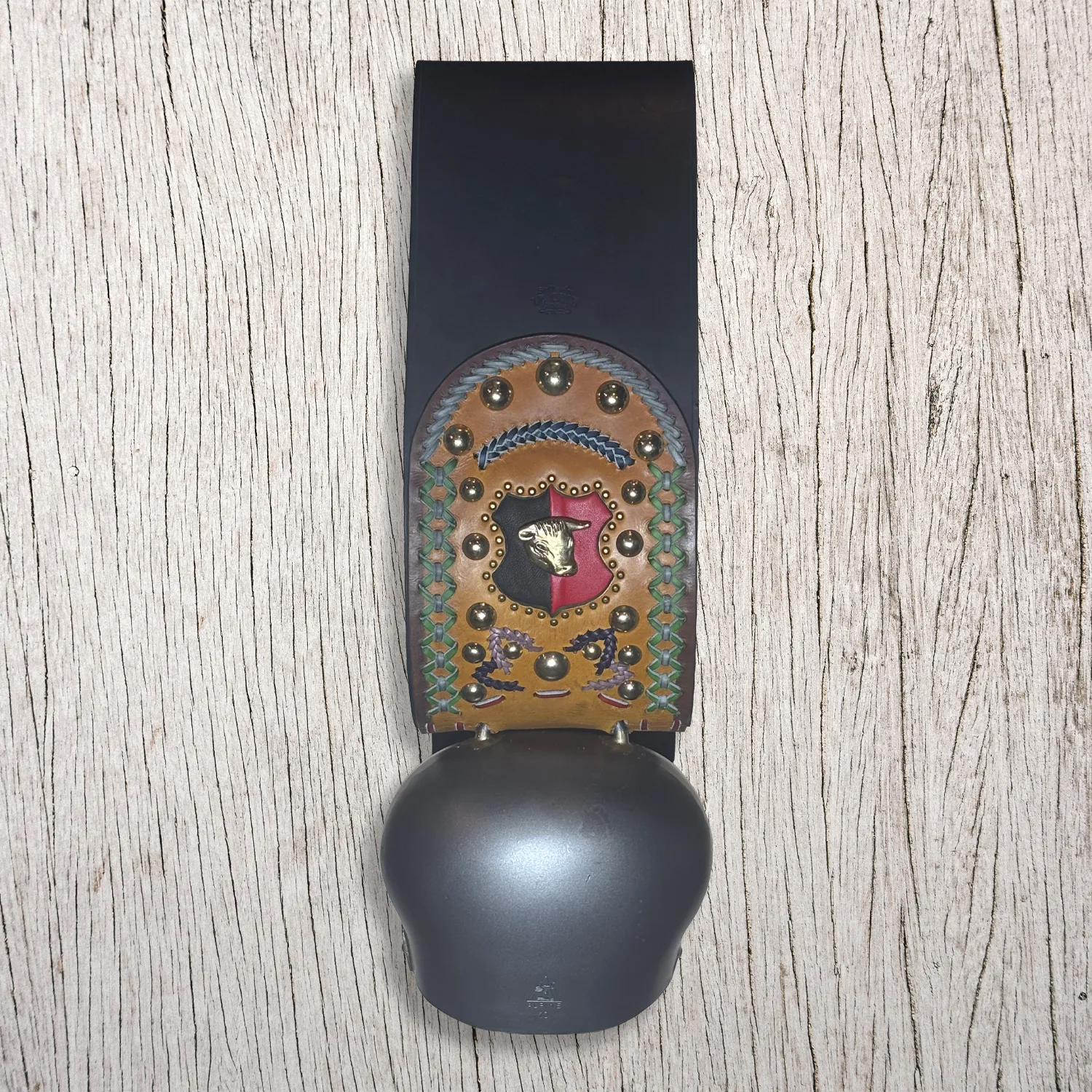 Campana Alpine n. 10 con collare con testa di mucca