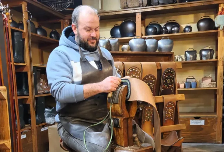 Chi Siamo - Selleria Le Cuir